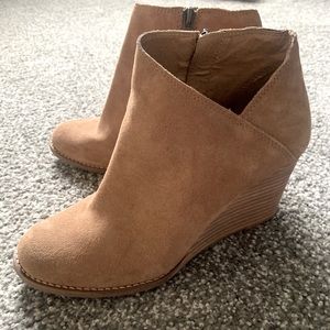 Lucky brand zip-up wedge ankle booties
